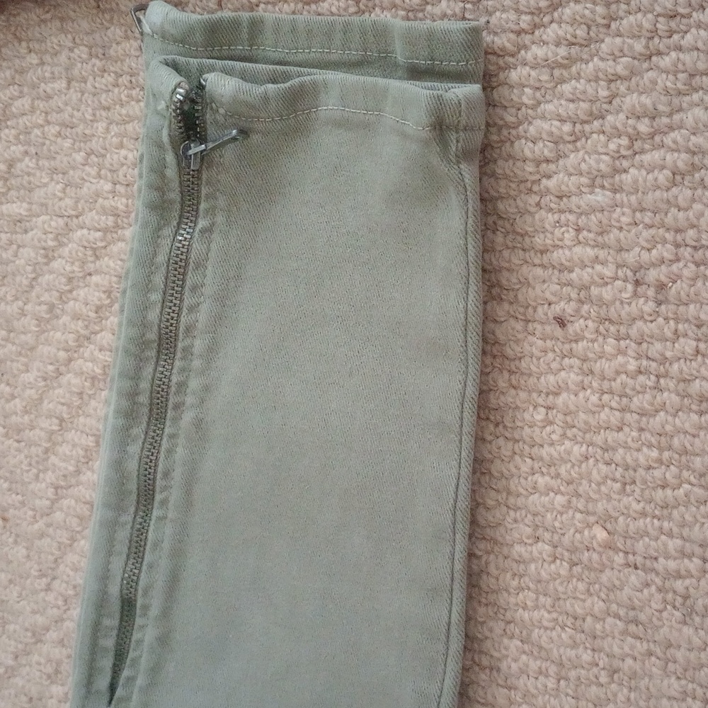 PAIGE Army Green Women's Straight Leg Jeans. Size 27 - Picture 5 of 6